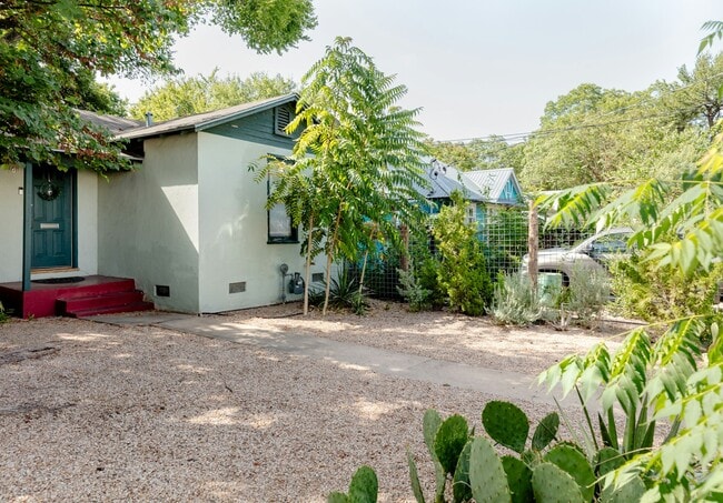 Primary Photo - 4611 Harmon Ave
