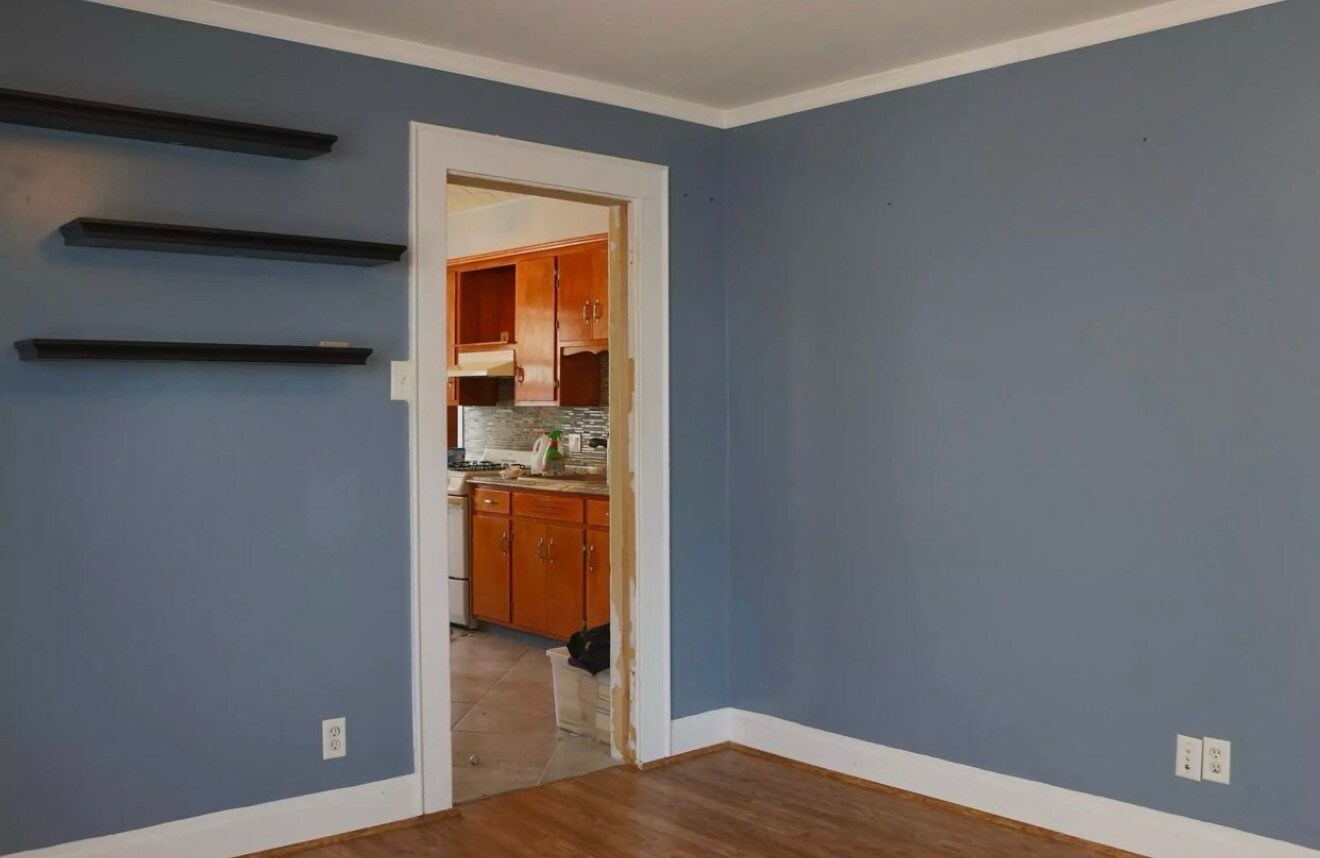 Building Photo - 454 N 7th St