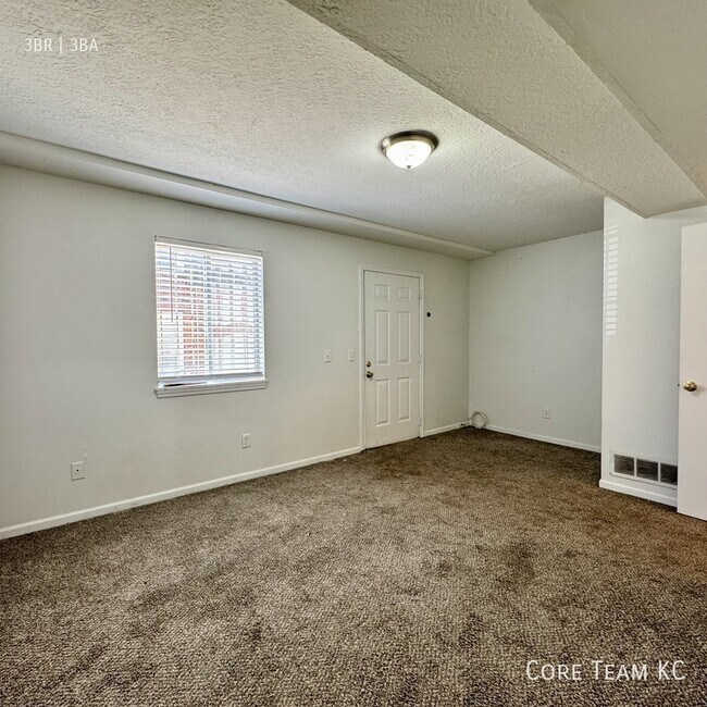 Building Photo - 4420 Jarboe St