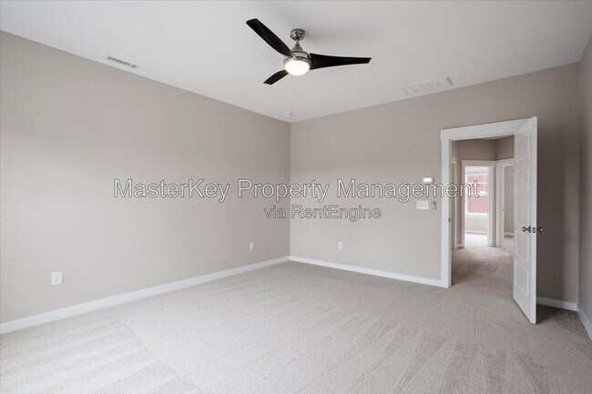 Building Photo - 461 Rally Point Pl