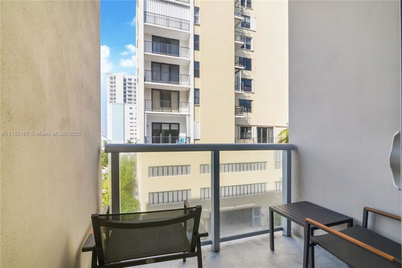 Building Photo - 777 N Ocean Dr