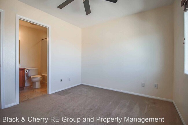 Building Photo - 3 br, 3.5 bath House - 9348 Hosner St.