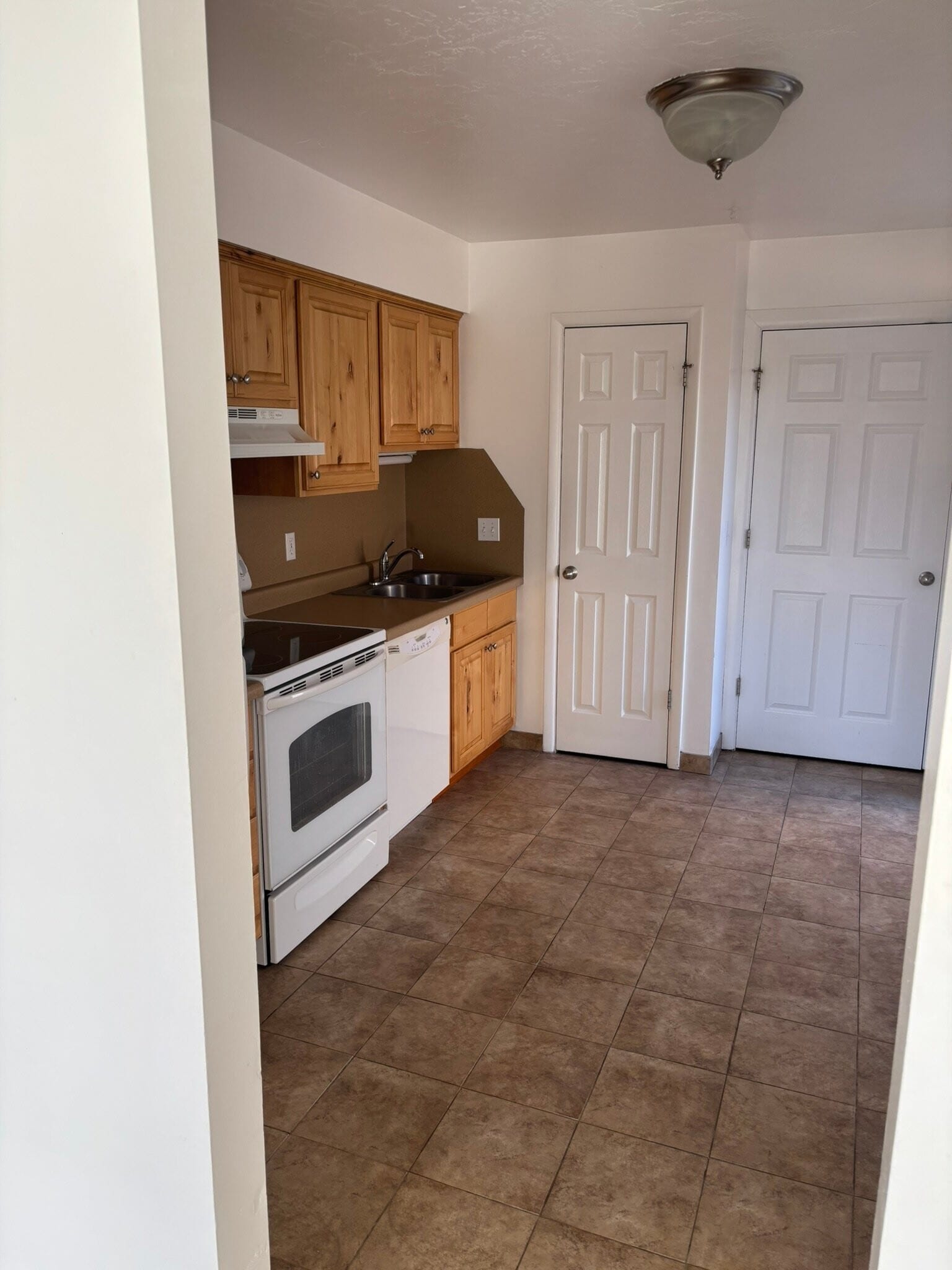 Building Photo - 1732 Melville Cir