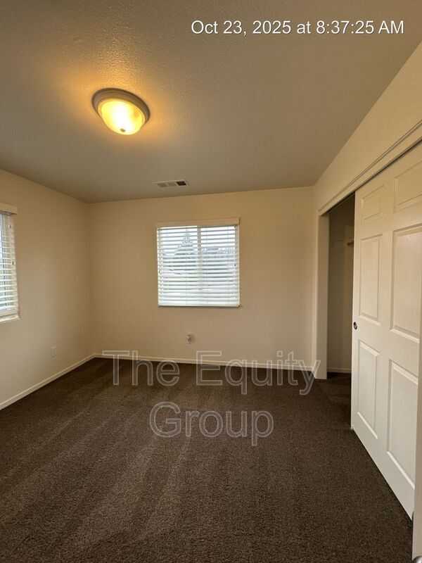 Building Photo - 2931 N Crowe St