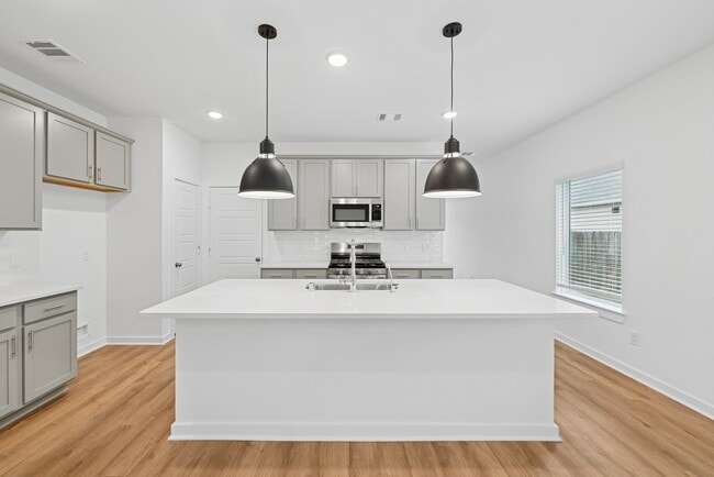 Building Photo - 5847 Sunrise Btm Ln