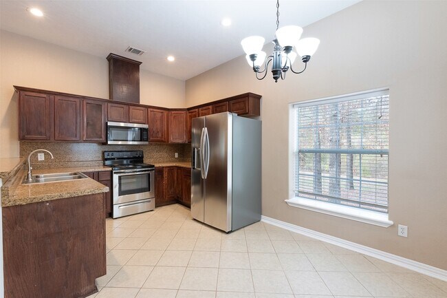 Building Photo - 10552 FM Rd 2432