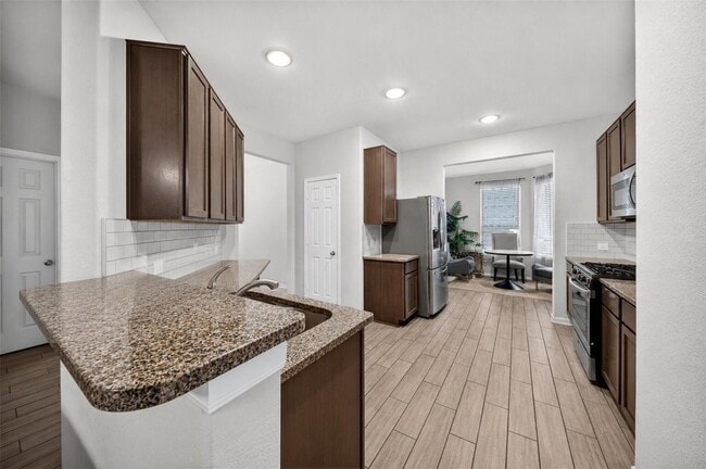 Building Photo - 16361 Olive Sparrow Dr