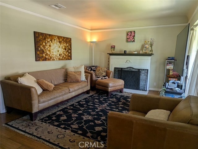 Building Photo - 707 N California St