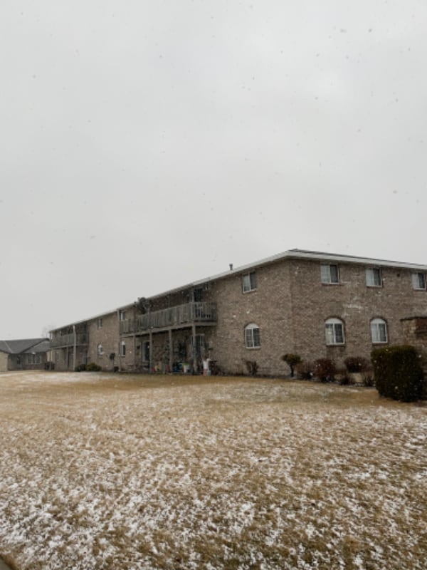 Building Photo - 1296 Crown Ct