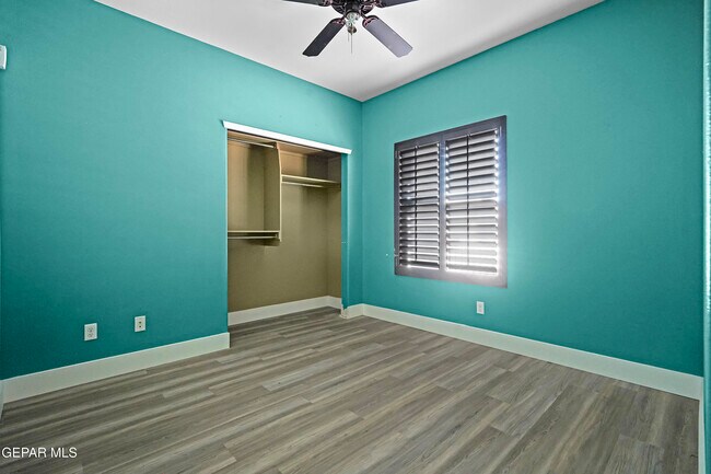 Building Photo - 13538 Lawkland St