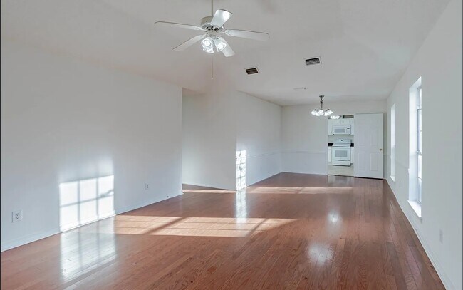 Building Photo - 8361 Jeptha Ct