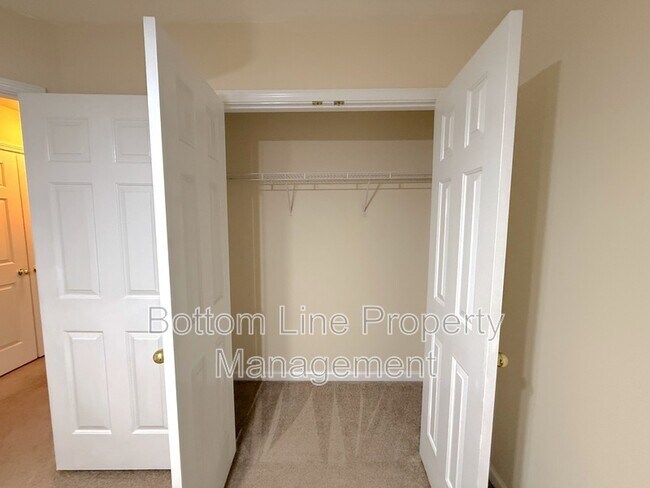 Building Photo - 13031 Bullock Greenway Blvd