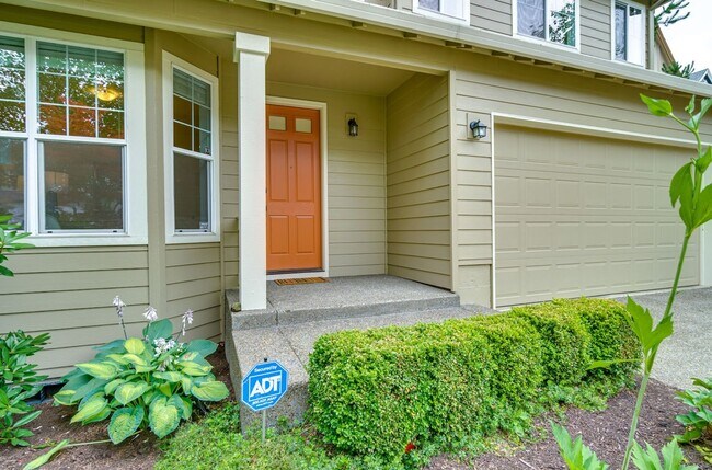 Building Photo - Stunning Bethany Home with 3,111 Sq Ft, Four Bedrooms + Dedicated Office & Covered Backyard Deck