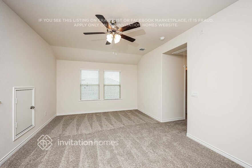 Building Photo - 7408 Mayplace Dr