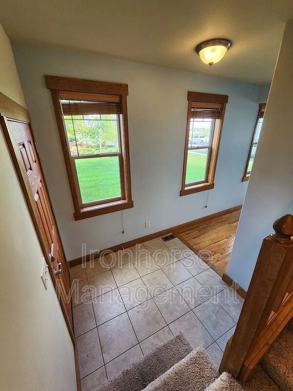 Building Photo - 2685 Typha Court