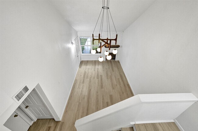 Building Photo - 12527 Wellington Park Dr