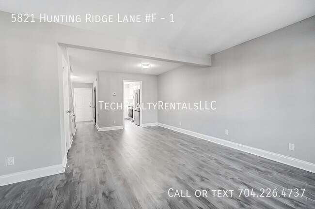 Building Photo - 5821 Hunting Ridge Ln