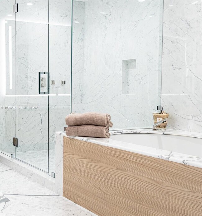 Building Photo - 1135 103rd St