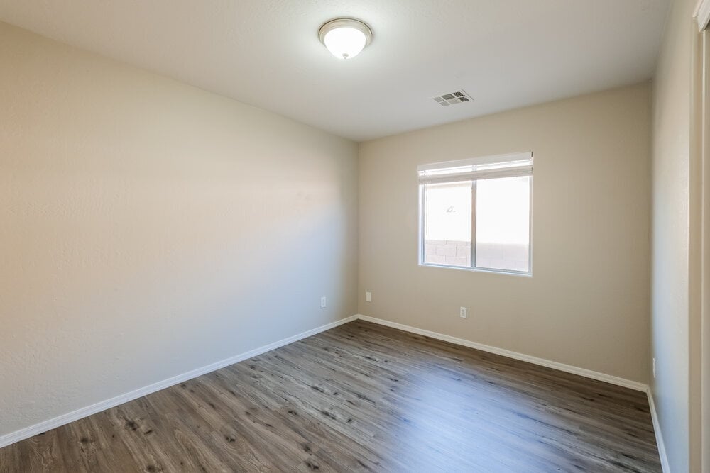Building Photo - 25213 W Cranston Ln