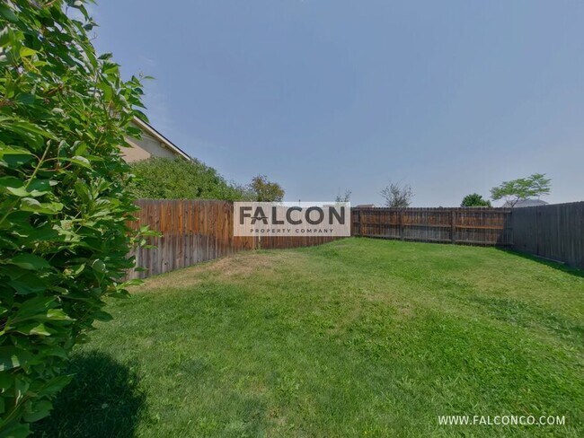 Building Photo - 6627 Silverwind Cir