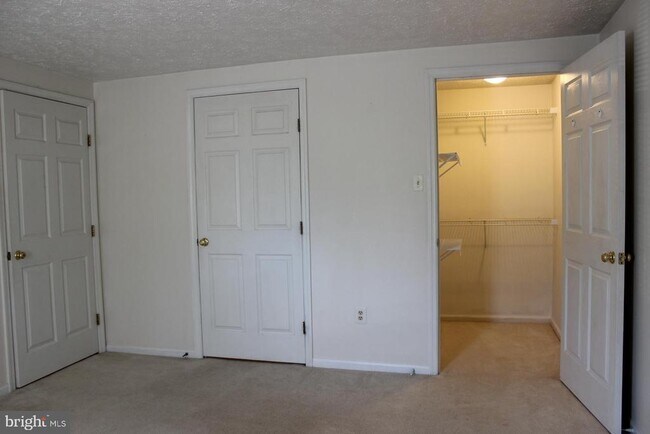 Building Photo - 3102 Cardinal Way