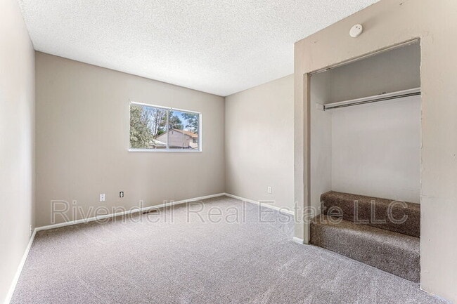 Building Photo - 1786 S Waco Ct