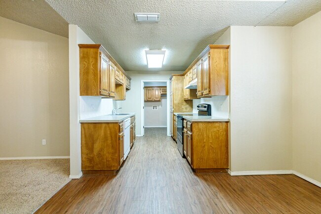 Building Photo - Wonderful Home in South Lubbock!