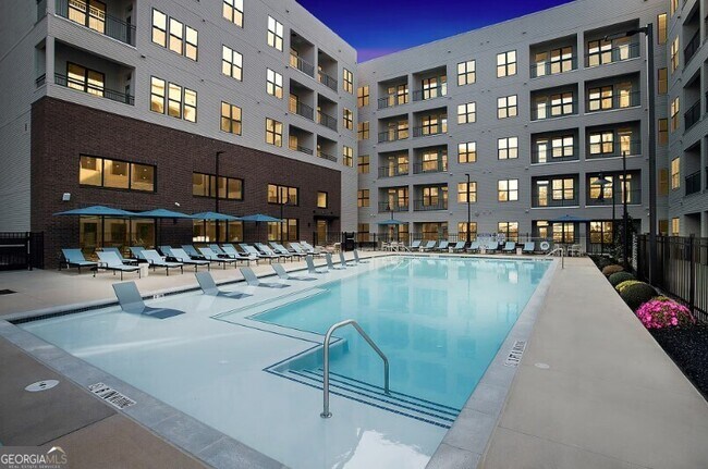 Building Photo - 1400 Lake Hearn Dr NE