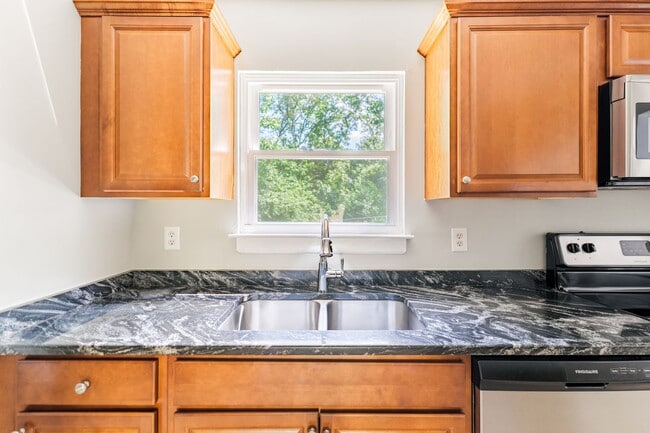 Building Photo - Fabulous Home for Rent in Gravel Hill!