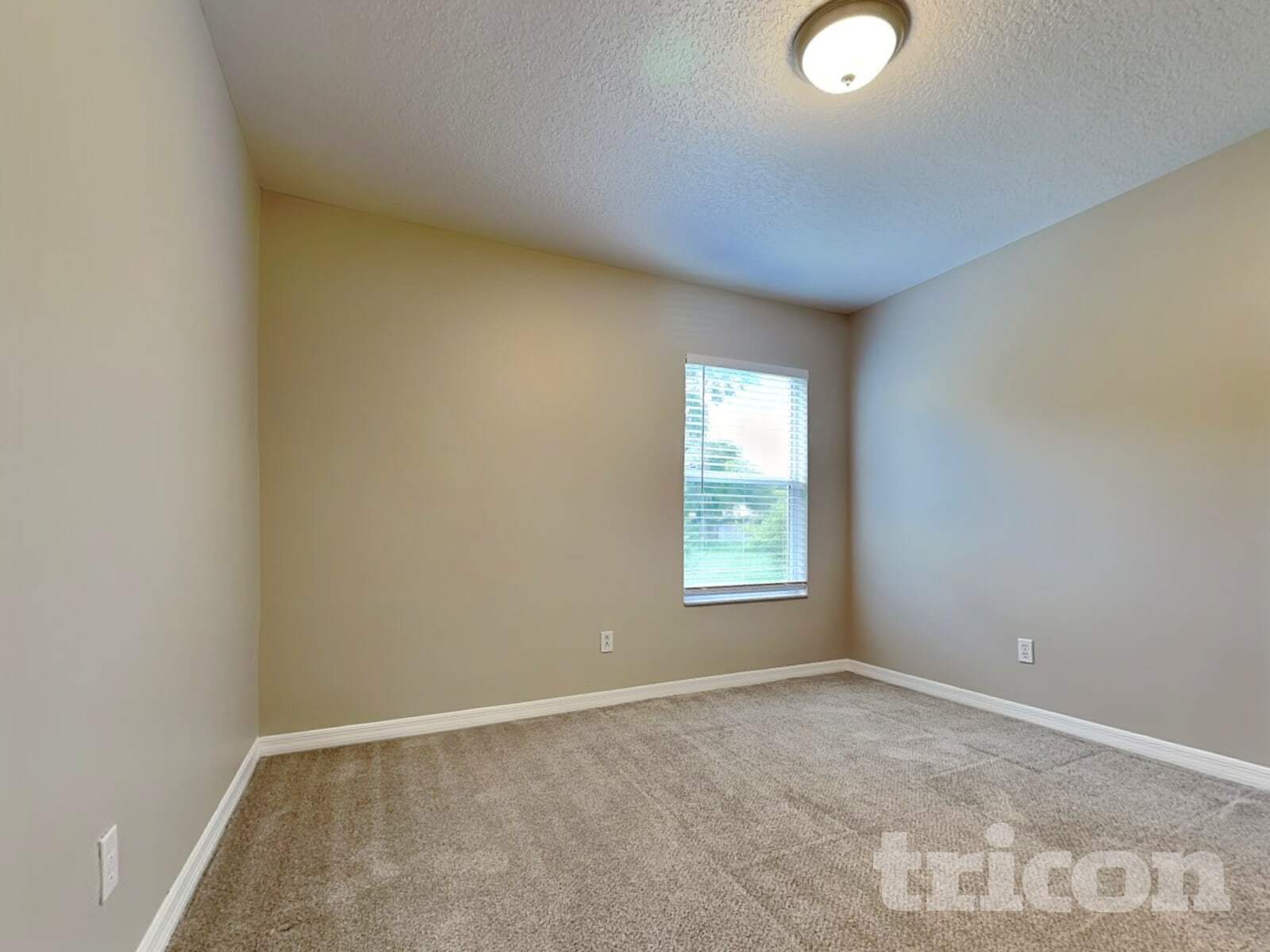 Building Photo - 1748 Pembrooke Way