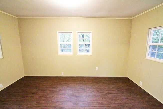 Building Photo - 1453 N 35th St