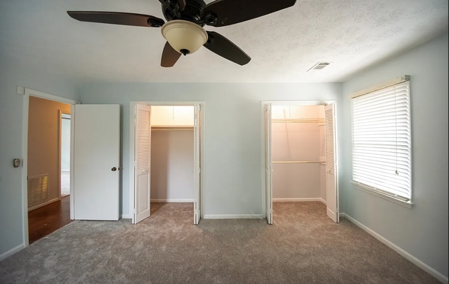 Building Photo - 3322 Shirehill Ln