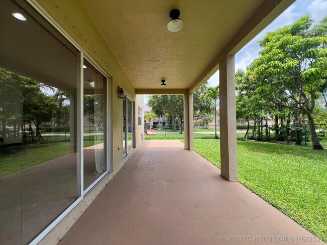 Building Photo - 16447 SW 1st Ct