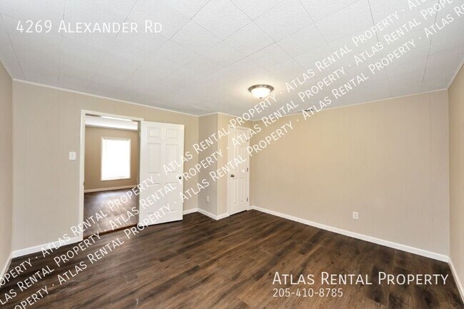 Building Photo - 4269 Alexander Rd
