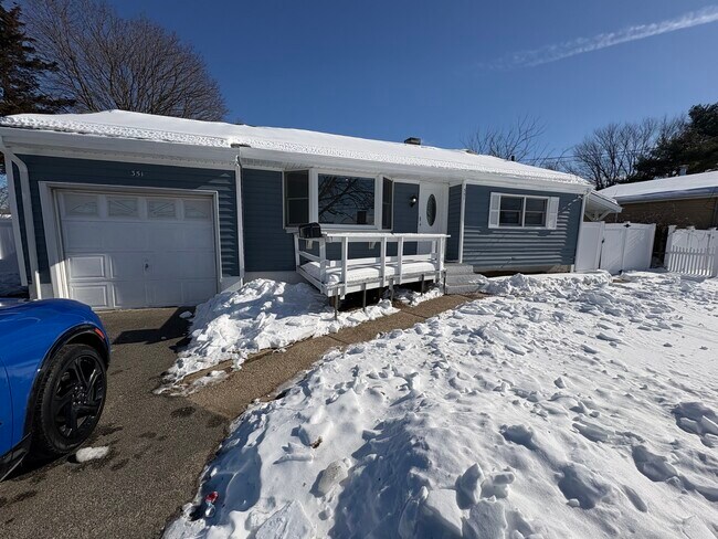 Building Photo - 351 Wicks Rd