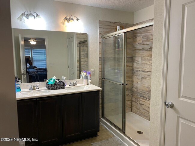 Building Photo - 14808 Durbin Cove Way