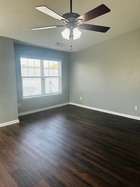 Building Photo - 2201 Raven Rd