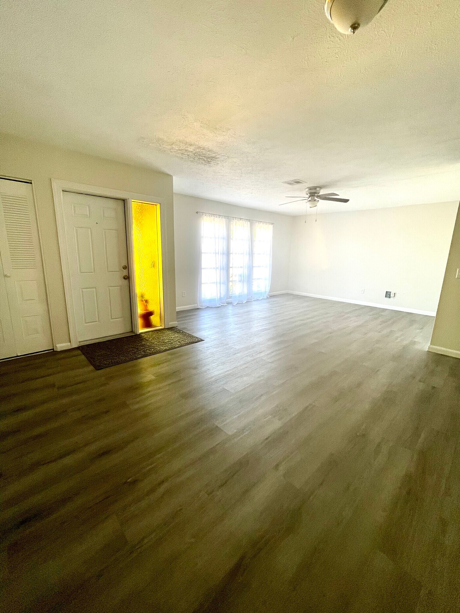 Building Photo - 1252 SE 8th St