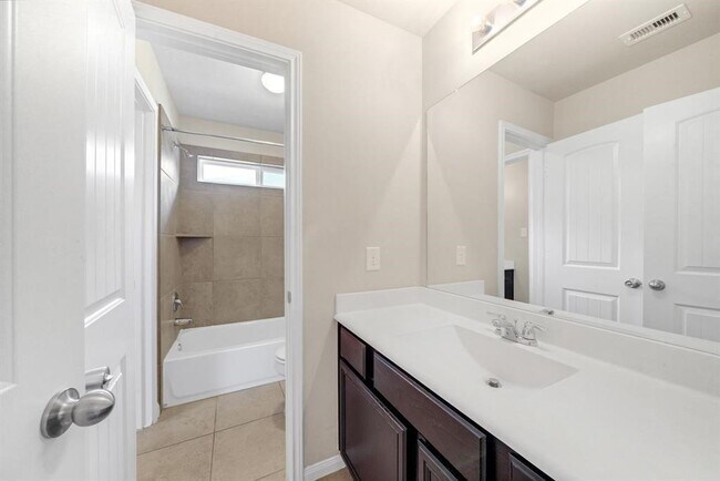 Building Photo - 20230 Galena Falls Dr