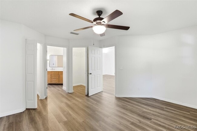 Building Photo - 809 Inverie Dr