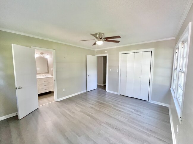 Building Photo - Updated 3-Bedroom, 2-Bath Home in Decatur, AL