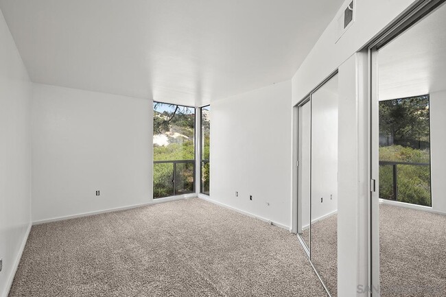 Building Photo - 13070 Via Grimaldi
