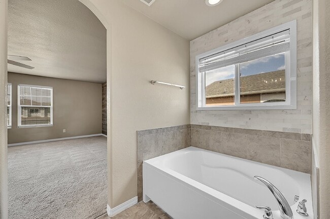 Building Photo - $2,395 - 3-Bed Home with Updated Features ...