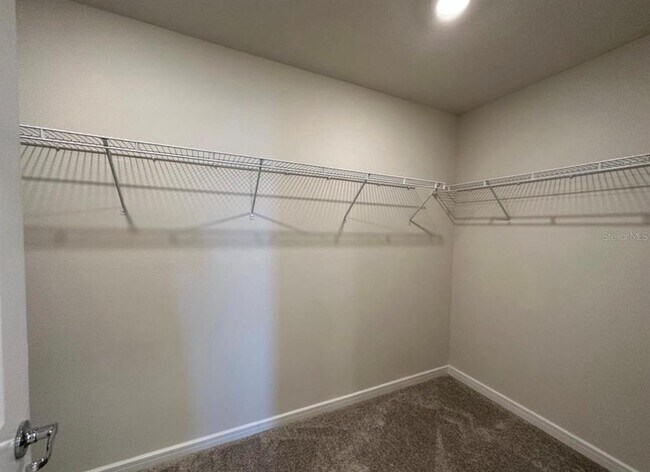 Building Photo - 5322 Royal Point Ave