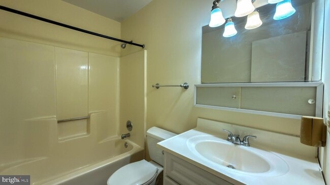Building Photo - 18441 Cape Jasmine Way