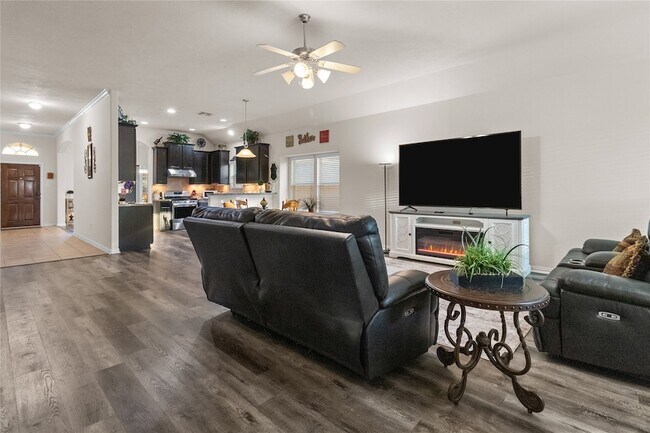 Building Photo - 810 Sand Crab Ln