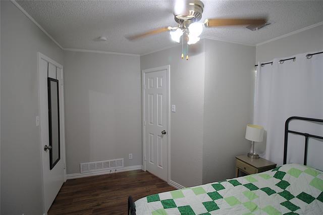 Building Photo - 505 College St