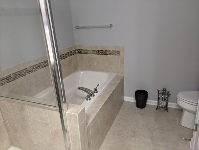 Building Photo - 2703 Osprey Way
