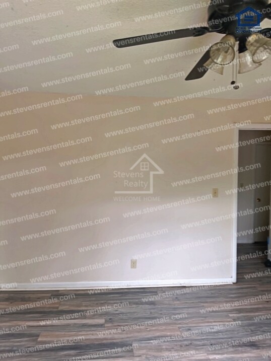 Building Photo - 4131 Wilkesview Dr
