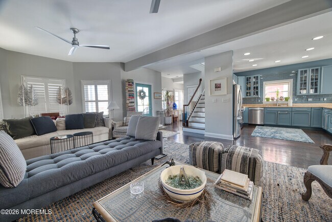 Building Photo - 1210 3rd Ave